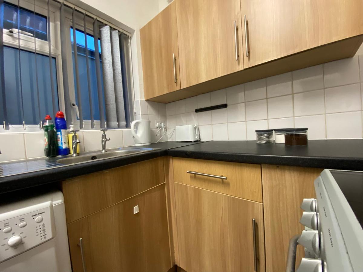 Nice Living Serviced Accommodations 3 Ковентрі Екстер'єр фото