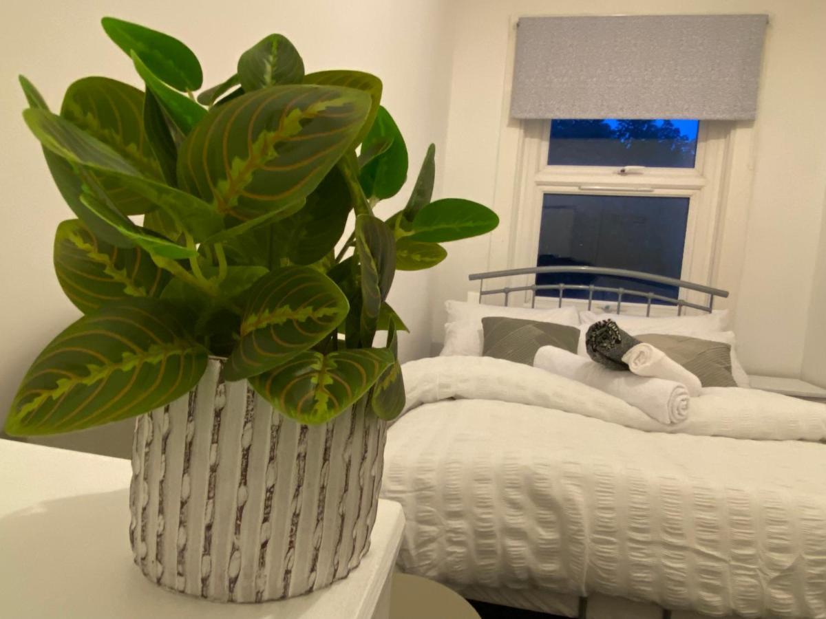Nice Living Serviced Accommodations 3 Ковентрі Екстер'єр фото